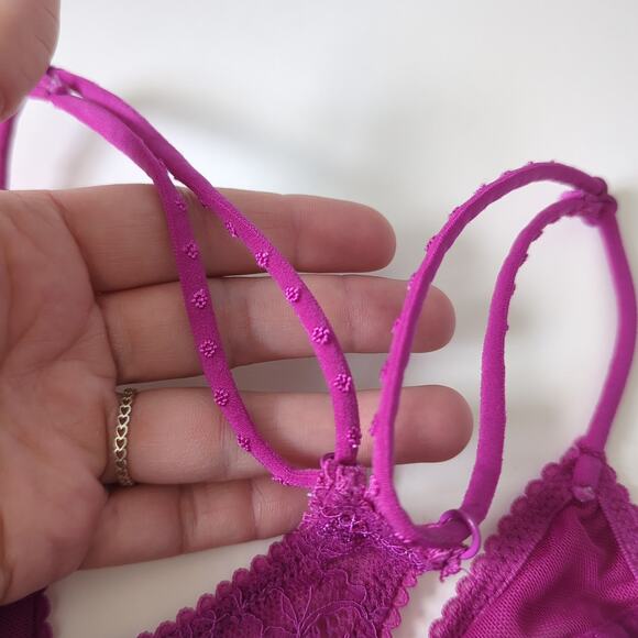 Intimately Free People Womens Bra 34B Anthro Fuschia Front Clasp Lace Sheer Mesh - Picture 3 of 6